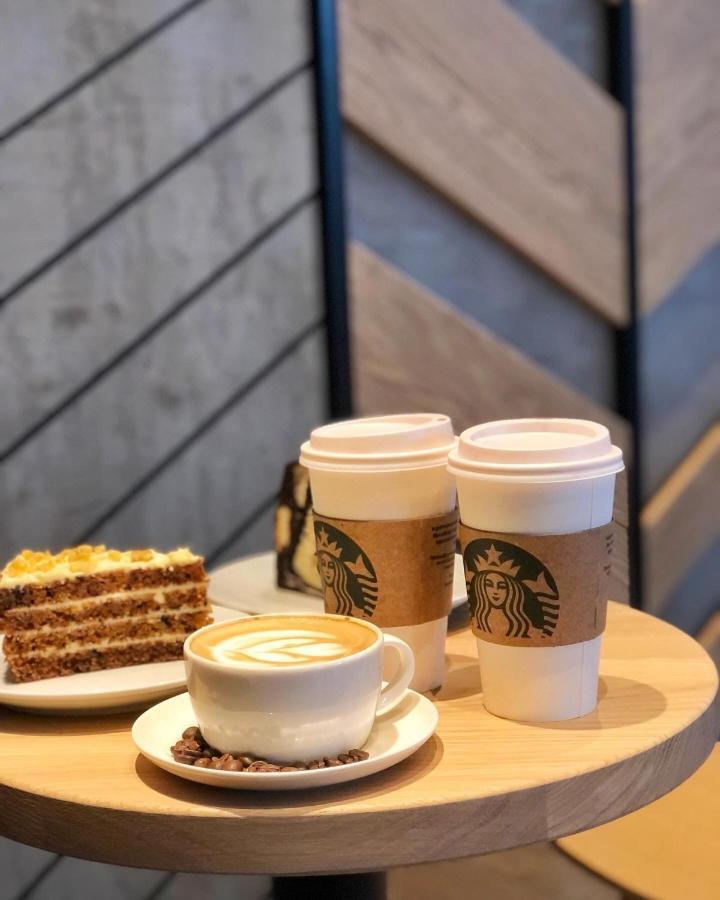 Cher Hotel & Spa Taksim Istambul Exterior foto Starbucks coffee
