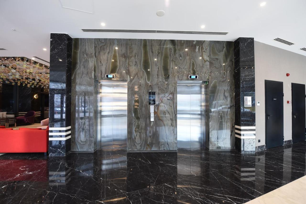 Cher Hotel & Spa Taksim Istambul Exterior foto The elevators at the hotel